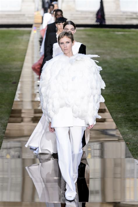 givenchy haute couture show|hot couture white collection givenchy.